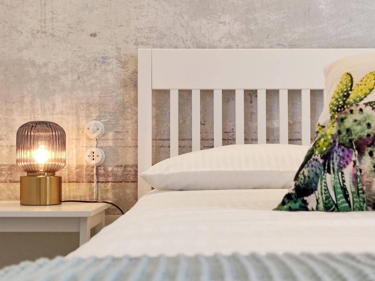 Bassi77 - Rooms & Apartments トラーパニ エクステリア 写真
