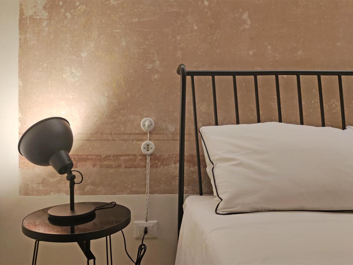 Bassi77 - Rooms & Apartments トラーパニ エクステリア 写真