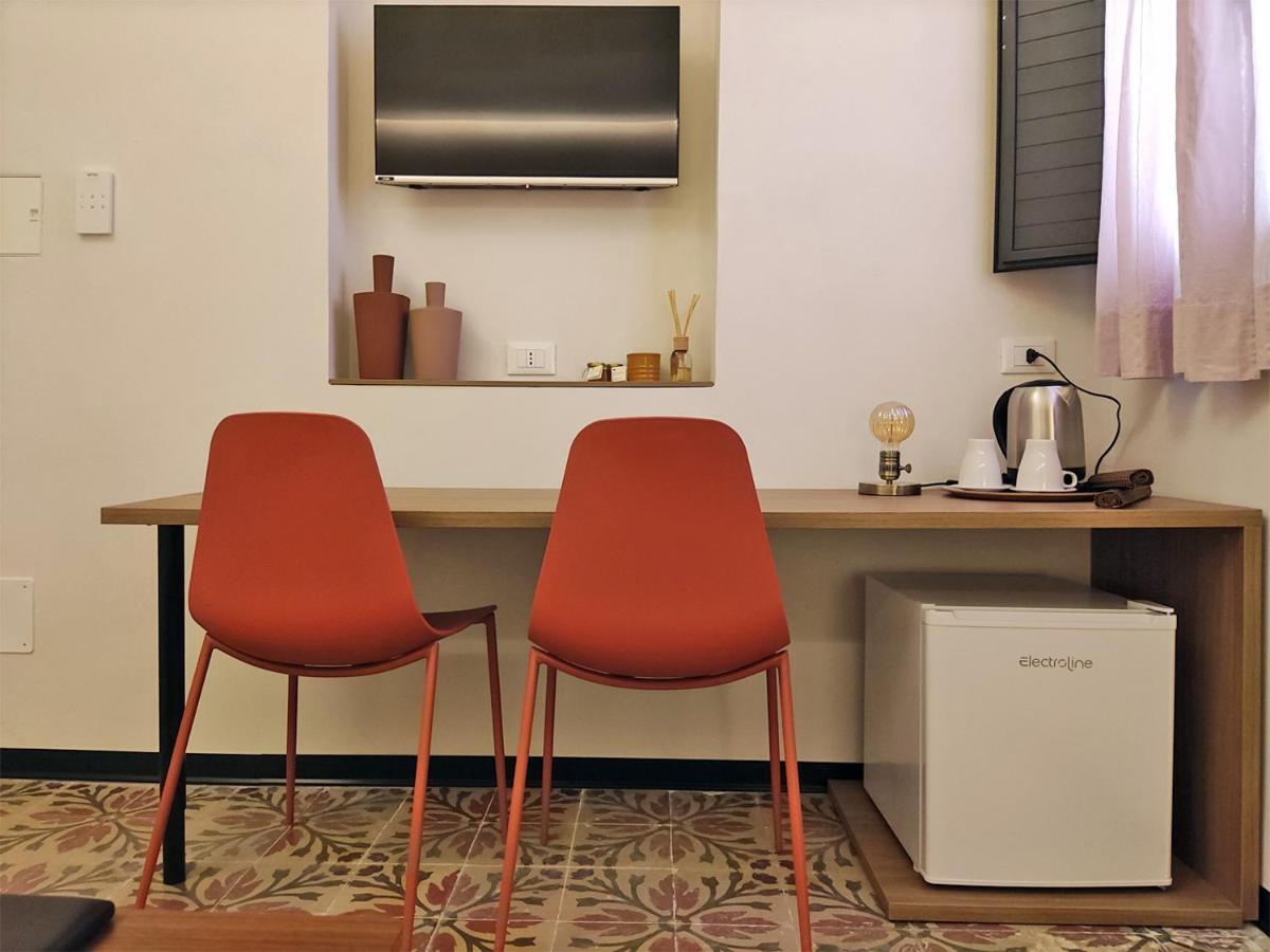 Bassi77 - Rooms & Apartments トラーパニ エクステリア 写真