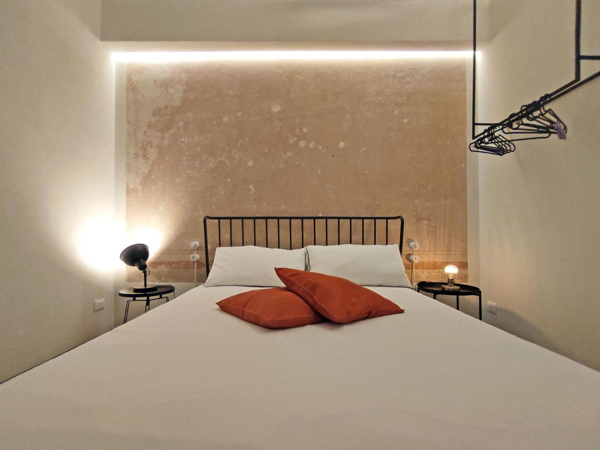 Bassi77 - Rooms & Apartments トラーパニ エクステリア 写真
