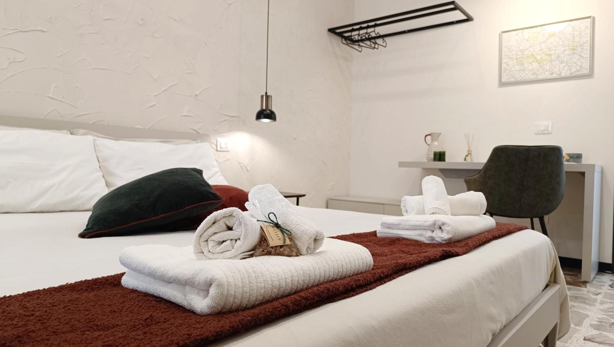 Bassi77 - Rooms & Apartments トラーパニ エクステリア 写真