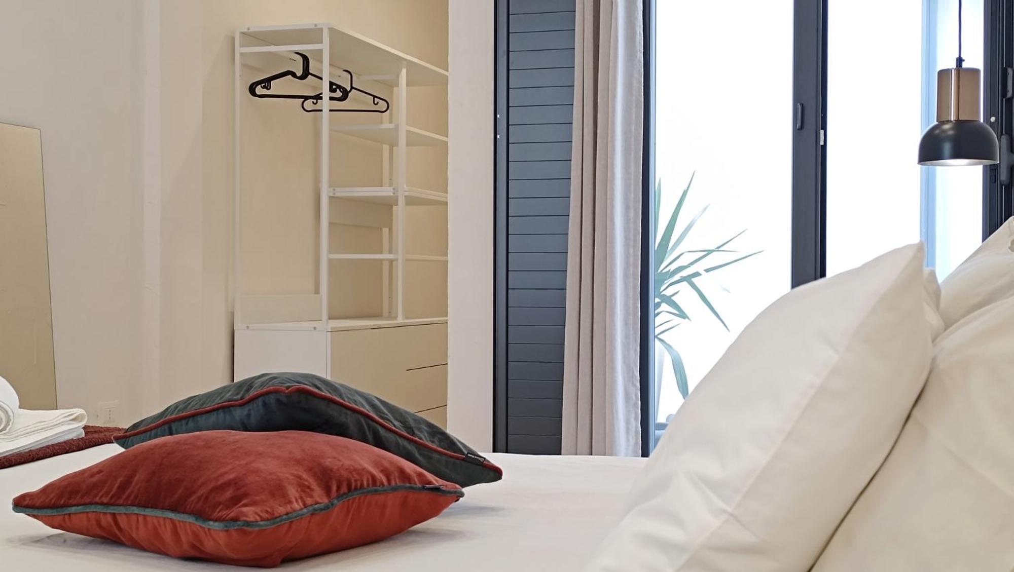 Bassi77 - Rooms & Apartments トラーパニ エクステリア 写真