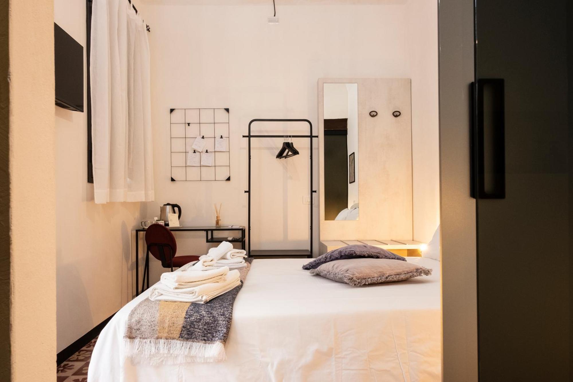 Bassi77 - Rooms & Apartments トラーパニ エクステリア 写真