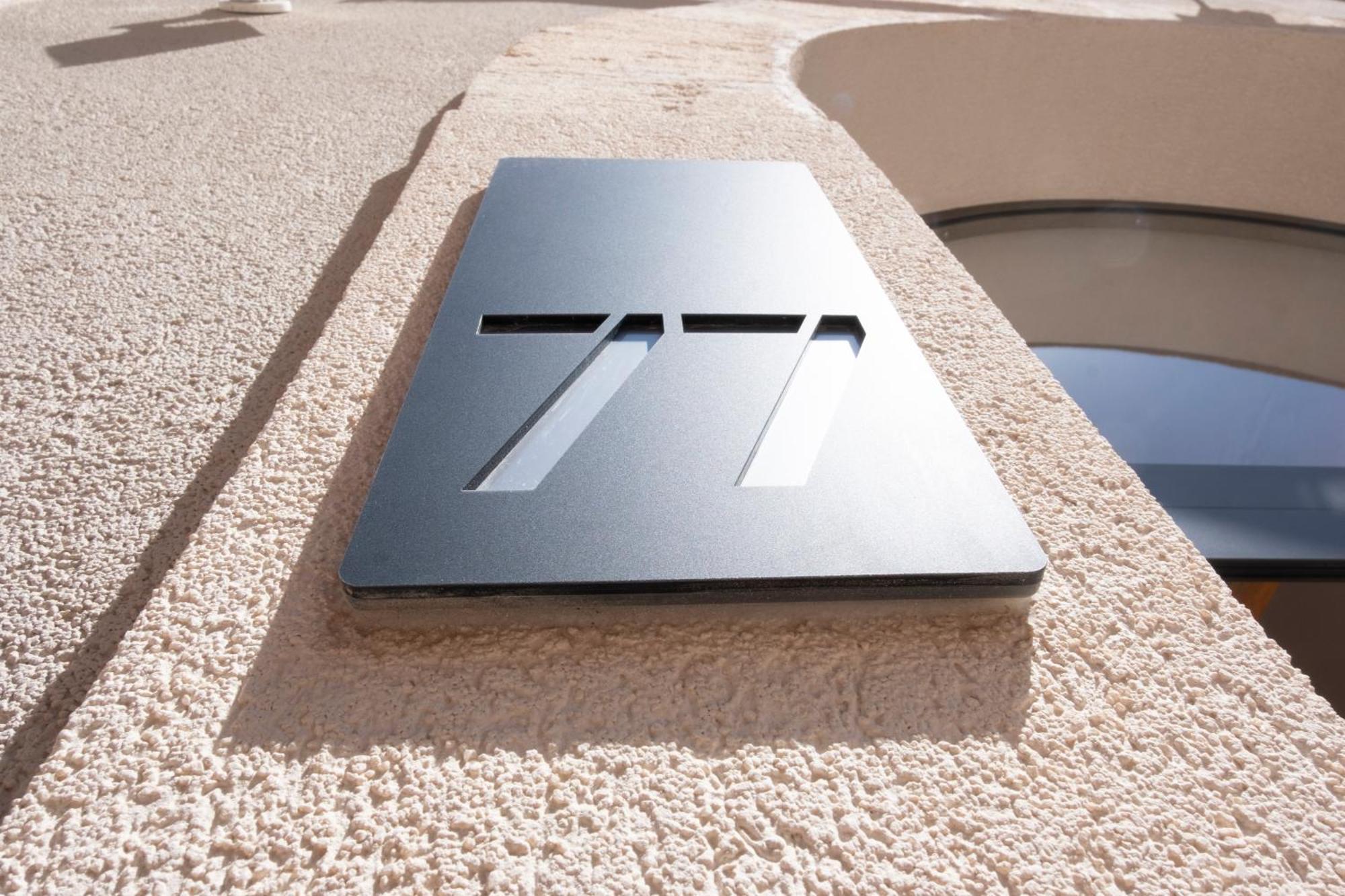 Bassi77 - Rooms & Apartments トラーパニ エクステリア 写真